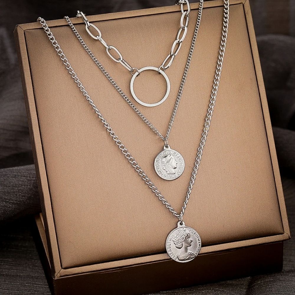 Peso Choker Necklace Set